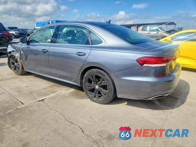 Drugie zdjęcie samochodu z przodu: 2021 VOLKSWAGEN PASSAT SE VIN:1VWSA7A33MC014189 - miniatura