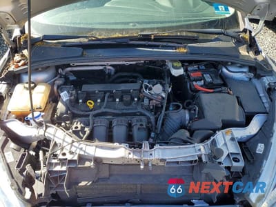 Zdjęcie 11 z 12 samochodu: 2018 FORD FOCUS SE VIN:1FADP3F29JL306661 - miniatura