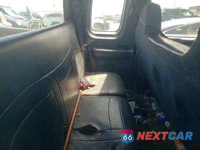 Zdjęcie 10 z 12 samochodu: 2000 FORD F150 VIN:1FTPX17L2YNC24160 - miniatura