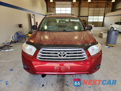 Piąte zdjęcie samochodu w środku: 2010 TOYOTA HIGHLANDER BASE VIN:5TDBK3EH5AS007561 - miniatura