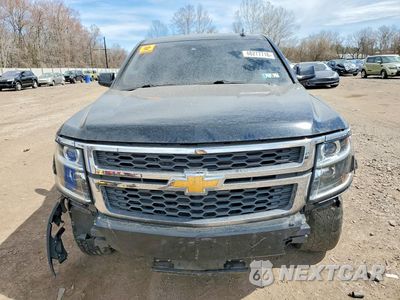 Piąte zdjęcie samochodu w środku: 2017 CHEVROLET SUBURBAN K1500 LT VIN:1GNSKHKC3HR172126 - miniatura