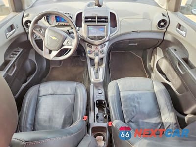 Zdjęcie 8 z 12 samochodu: 2015 CHEVROLET SONIC LTZ VIN:1G1JE5SB0F4111014 - miniatura