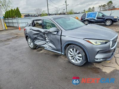 Czwarte zdjęcie samochodu z boku: 2019 INFINITI QX50 LUXE VIN:3PCAJ5M3XKF148499 - miniatura