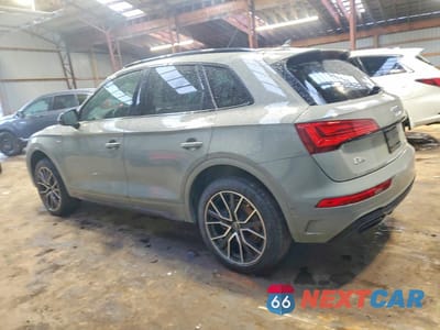 Drugie zdjęcie samochodu z przodu: 2021 AUDI Q5 TECHNIK VIN:WA1FAAFY8M2072112 - miniatura