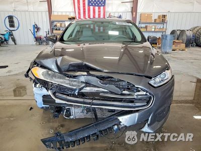 Piąte zdjęcie samochodu w środku: 2016 FORD FUSION S VIN:3FA6P0G73GR328067 - miniatura