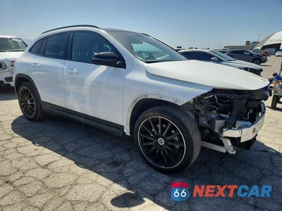Czwarte zdjęcie samochodu z boku: 2021 MERCEDES-BENZ GLA 250 VIN:W1N4N4GB3MJ304837 - miniatura