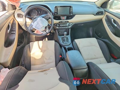 Zdjęcie 8 z 13 samochodu: 2018 HYUNDAI ELANTRA GT BASE VIN:KMHH35LE2JU070703 - miniatura