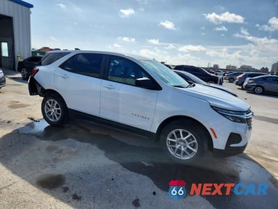 Czwarte zdjęcie samochodu z boku: 2022 CHEVROLET EQUINOX LS VIN:3GNAXHEV3NS239262 - miniatura