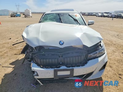 Piąte zdjęcie samochodu w środku: 2023 BMW 330I VIN:3MW69FF03P8D40539 - miniatura