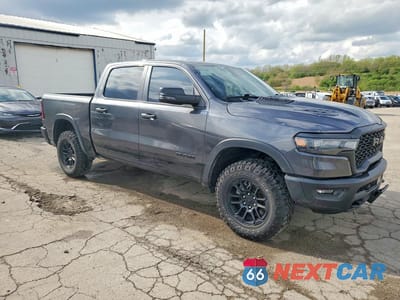 Czwarte zdjęcie samochodu z boku: 2025 RAM 1500 REBEL VIN:1C6SRFLP6SN648692 - miniatura