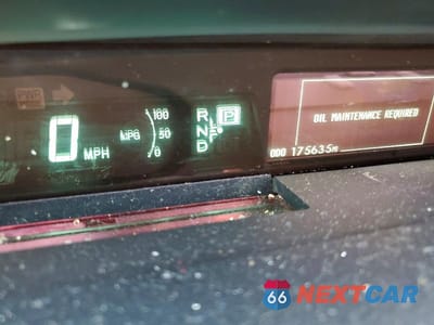 Zdjęcie 9 z 12 samochodu: 2010 TOYOTA PRIUS II VIN:JTDKN3DU2A1271405 - miniatura