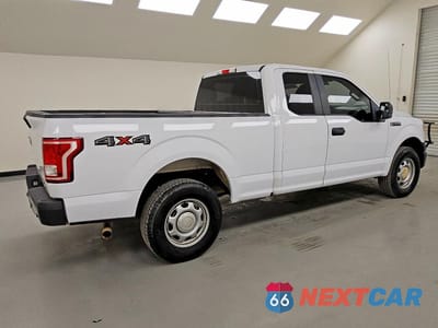 Trzecie zdjęcie samochodu z tyłu: 2016 FORD F150 SUPER CAB VIN:1FTFX1EFXGKF33738 - miniatura