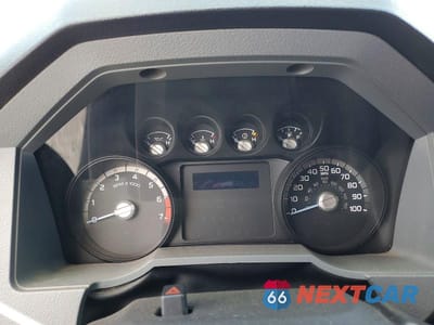 Zdjęcie 9 z 11 samochodu: 2013 FORD F250 SUPER DUTY VIN:1FT7W2A62DEB27563 - miniatura