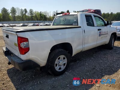 Trzecie zdjęcie samochodu z tyłu: 2018 TOYOTA TUNDRA SR VIN:5TFUM5F16JX075667 - miniatura