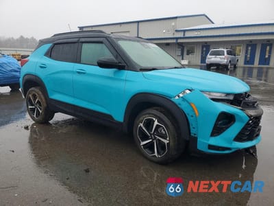 Czwarte zdjęcie samochodu z boku: 2022 CHEVROLET TRAILBLAZER RS VIN:KL79MUSL9NB055825 - miniatura