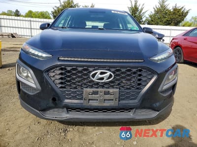 Piąte zdjęcie samochodu w środku: 2018 HYUNDAI KONA SE VIN:KM8K1CAA6JU113696 - miniatura