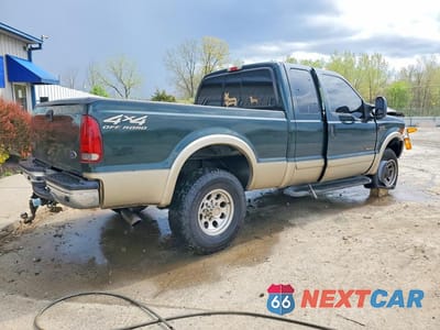 Trzecie zdjęcie samochodu z tyłu: 2001 FORD F250 SUPER DUTY VIN:1FTNX21FX1EB16729 - miniatura