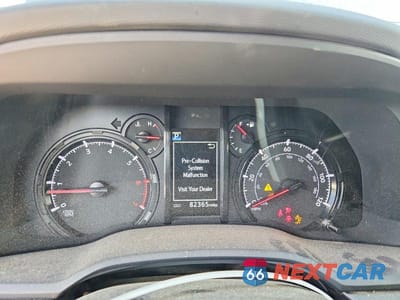 Zdjęcie 9 z 14 samochodu: 2021 TOYOTA 4RUNNER SR5 PREMIUM VIN:JTENU5JR5M5870660 - miniatura