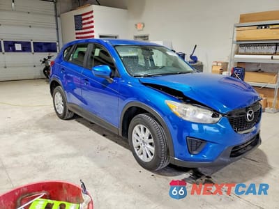 Czwarte zdjęcie samochodu z boku: 2014 MAZDA CX-5 SPORT VIN:JM3KE2BE4E0302002 - miniatura