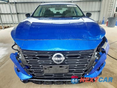 Piąte zdjęcie samochodu w środku: 2025 NISSAN ALTIMA SV VIN:1N4BL4DV1SN373797 - miniatura