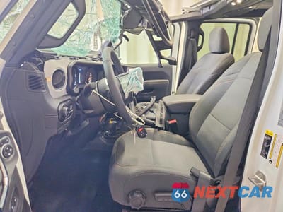 Zdjęcie 7 z 12 samochodu: 2026 JEEP WRANGLER SAHARA VIN:1C4PJXEN6TW228059 - miniatura