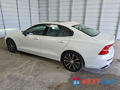 Drugie zdjęcie samochodu z przodu: 2023 VOLVO S60 PLUS VIN:7JRH60FLXPG252036 - miniatura