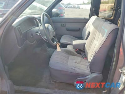 Zdjęcie 7 z 12 samochodu: 1996 TOYOTA TACOMA XTRACAB VIN:4TAVL52N9TZ094619 - miniatura