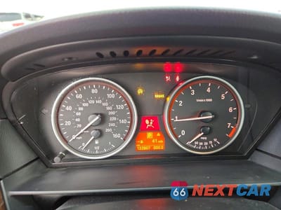 Zdjęcie 9 z 12 samochodu: 2010 BMW 528 XI VIN:WBANV1C51AC156744 - miniatura