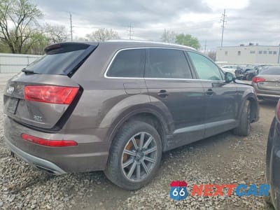 Trzecie zdjęcie samochodu z tyłu: 2017 AUDI Q7 PRESTIGE VIN:WA1VAAF70HD008868 - miniatura