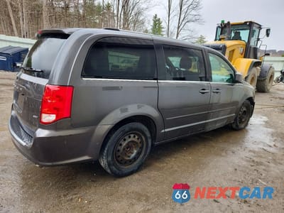 Trzecie zdjęcie samochodu z tyłu: 2016 DODGE GRAND CARAVAN SXT VIN:2C4RDGCG3GR353829 - miniatura