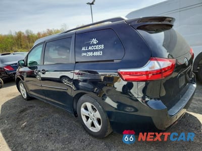 Drugie zdjęcie samochodu z przodu: 2017 TOYOTA SIENNA LE VIN:5TDKZ3DCXHS816680 - miniatura