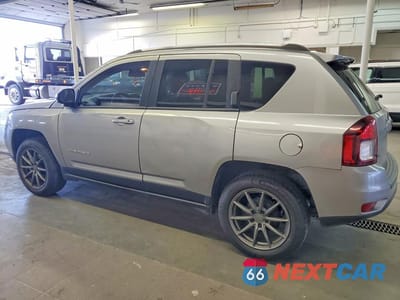 Drugie zdjęcie samochodu z przodu: 2015 JEEP COMPASS SPORT VIN:1C4NJCBA6FD262505 - miniatura