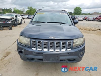 Piąte zdjęcie samochodu w środku: 2014 JEEP COMPASS LATITUDE VIN:1C4NJDEB1ED530286 - miniatura