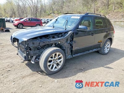 2011 BMW X5 XDRIVE35I 5UXZV4C50BL411471 - główne zdjęcie licytacji z USA - miniatura