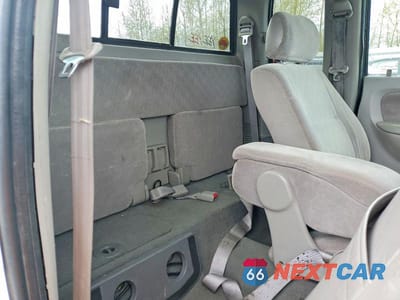 Zdjęcie 10 z 11 samochodu: 2004 TOYOTA TACOMA BASE VIN:5TEWM72N34Z371658 - miniatura