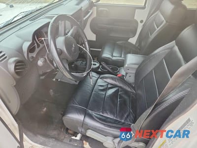 Zdjęcie 7 z 13 samochodu: 2008 JEEP WRANGLER UNLIMITED RUBICON VIN:1J4GA69198L640870 - miniatura
