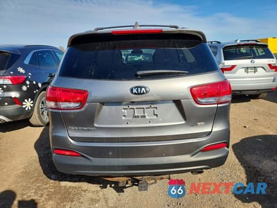 Zdjęcie 6 z 12 samochodu: 2016 KIA SORENTO LX VIN:5XYPGDA37GG104662 - miniatura
