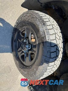 Zdjęcie 11 z 11 samochodu: 2012 TOYOTA TUNDRA DOUBLE CAB SR5 VIN:5TFUM5F11CX032440 - miniatura