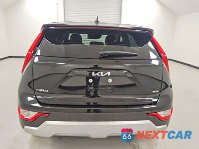 Zdjęcie 6 z 13 samochodu: 2026 KIA NIRO LX VIN:KNDCP3LE5T5328099 - miniatura