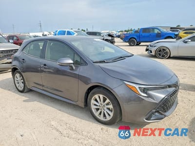 Czwarte zdjęcie samochodu z boku: 2025 TOYOTA COROLLA HATCHBACK SE VIN:JTND4MBE7S3246515 - miniatura