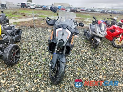 Drugie zdjęcie samochodu z przodu: 2023 KTM 1290 SUPER ADVENTURE S VIN:VBKV79404PM966708 - miniatura