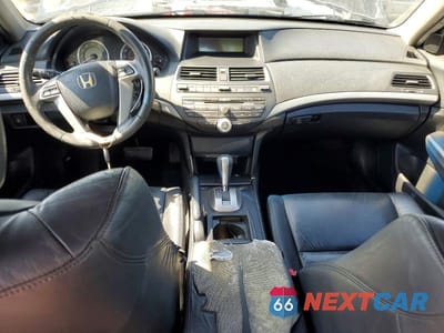 Zdjęcie 8 z 12 samochodu: 2008 HONDA ACCORD EXL VIN:1HGCP36858A007850 - miniatura