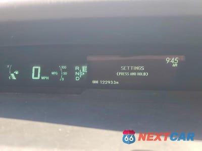 Zdjęcie 9 z 13 samochodu: 2010 TOYOTA PRIUS III VIN:JTDKN3DUXA0187483 - miniatura