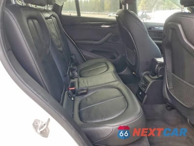 Zdjęcie 11 z 13 samochodu: 2018 BMW X1 XDRIVE28I VIN:WBXHT3C35J5L28748 - miniatura