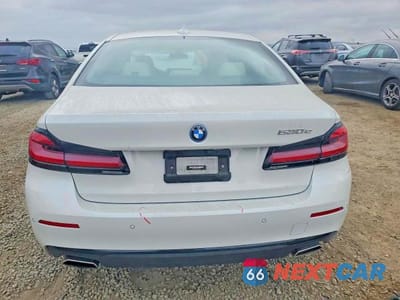 Zdjęcie 6 z 12 samochodu: 2022 BMW 530E VIN:WBA13AG04NCJ88709 - miniatura