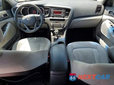 Zdjęcie 8 z 12 samochodu: 2011 KIA OPTIMA LX VIN:KNAGM4A74B5073509 - miniatura