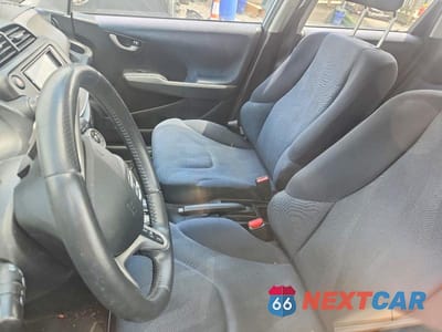 Zdjęcie 7 z 12 samochodu: 2009 HONDA FIT SPORT VIN:JHMGE88479S041733 - miniatura