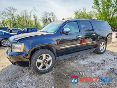 2013 CHEVROLET SUBURBAN K1500 LTZ 1GNSKKE7XDR305406 - główne zdjęcie licytacji z USA - miniatura