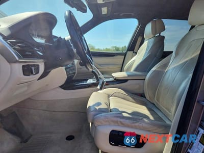 Zdjęcie 7 z 13 samochodu: 2014 BMW X5 XDRIVE35D VIN:5UXKS4C57E0J93836 - miniatura
