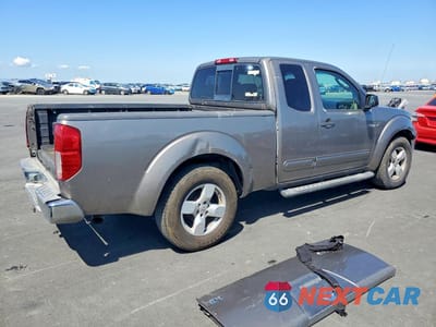 Trzecie zdjęcie samochodu z tyłu: 2005 NISSAN FRONTIER SE VIN:1N6AD06U85C401432 - miniatura